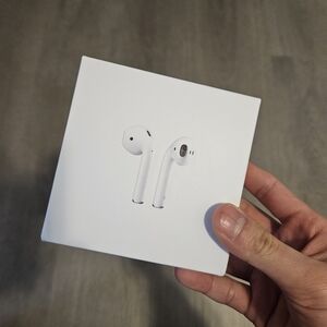Apple AirPods Wireless Earbuds